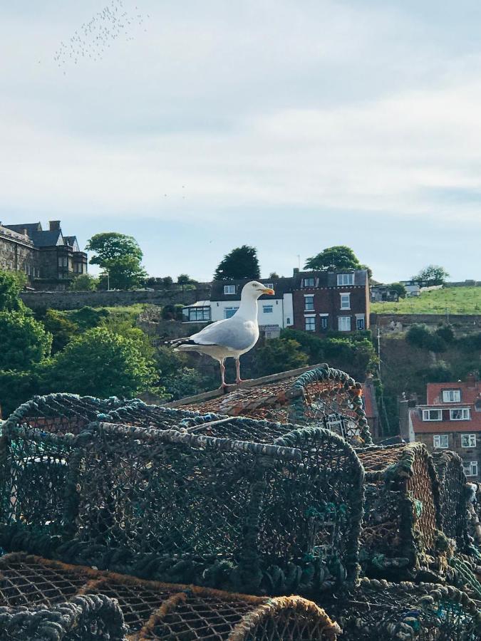 Apartamento High Tide Whitby Exterior foto